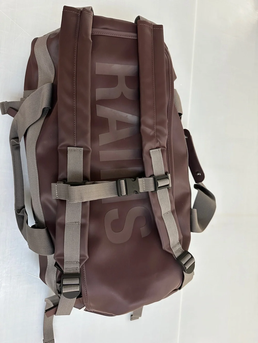 New Rains Texel Backpack Duffle Bag Dark Purple (Depth)